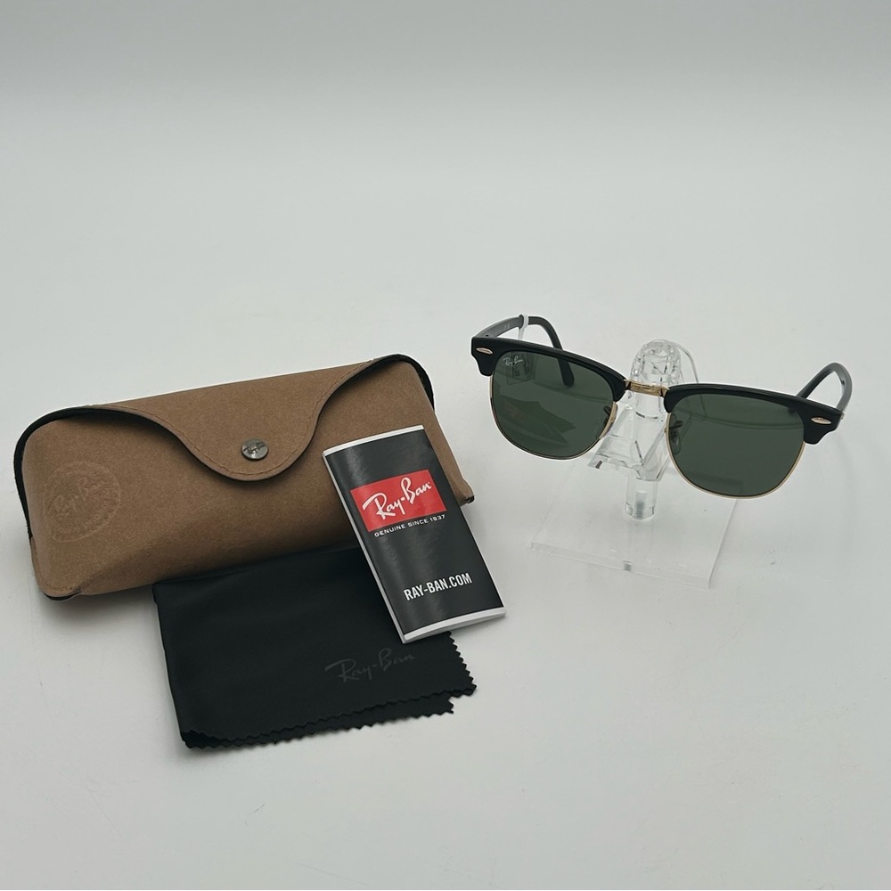 Ray-Ban Unisex Black and Gold Sunglasses with Brown Case